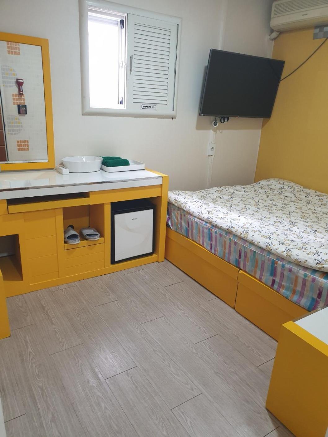 Hostel Oppa Sinchon-hongdae